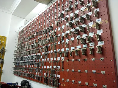 AAAAAA1 LOCKSMITHS - photo 2