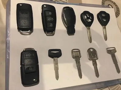Kazin keys and number plates - photo 2